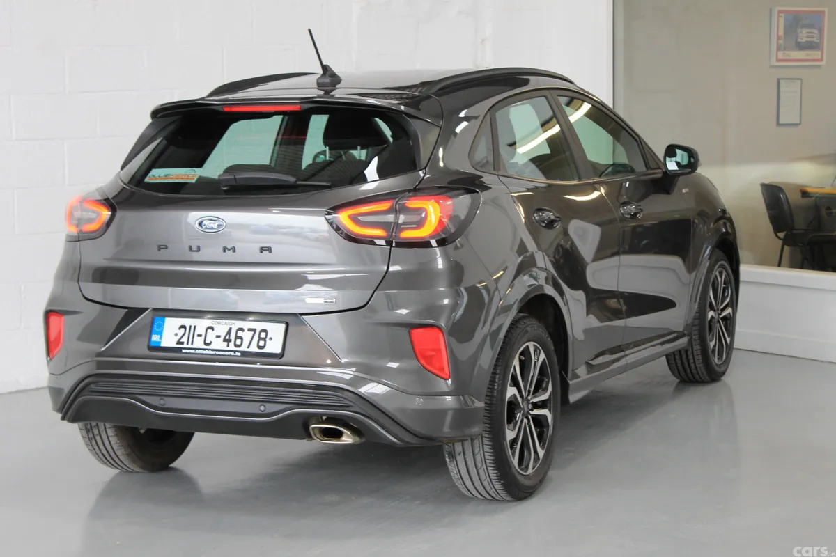 Ford Puma MPV, Petrol Hybrid, 2021, Grey