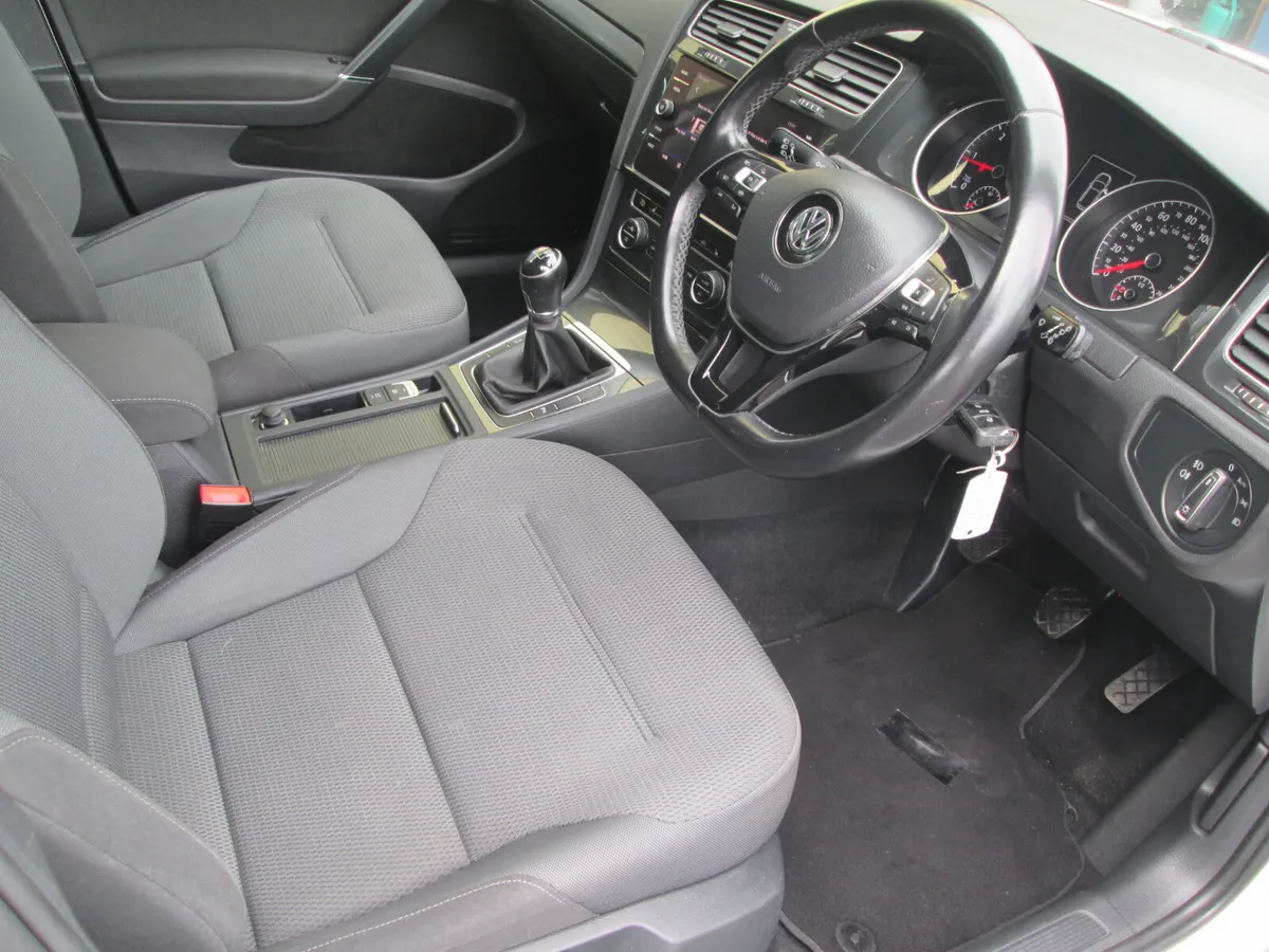 Volkswagen Golf Hatchback, Diesel, 2020, White