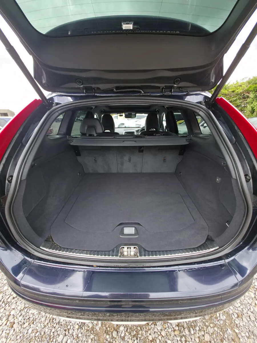 Volvo XC60 SUV, Diesel, 2017, Blue