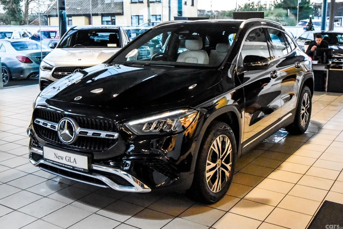 Mercedes-Benz GLA SUV, Diesel, 2026, Black