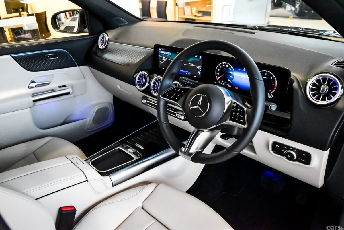 Mercedes-Benz GLA SUV, Diesel, 2026, Black