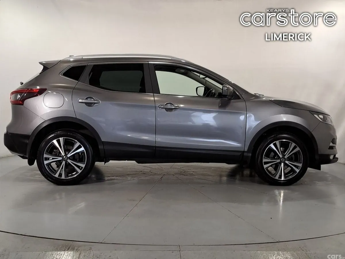 Nissan Qashqai MPV, Diesel, 2020, Grey