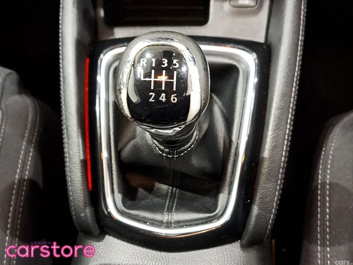 Nissan Qashqai MPV, Diesel, 2020, Grey