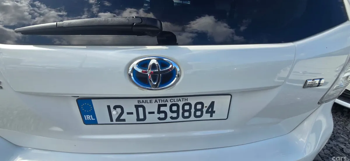 Toyota Prius Estate, Petrol Hybrid, 2012, White