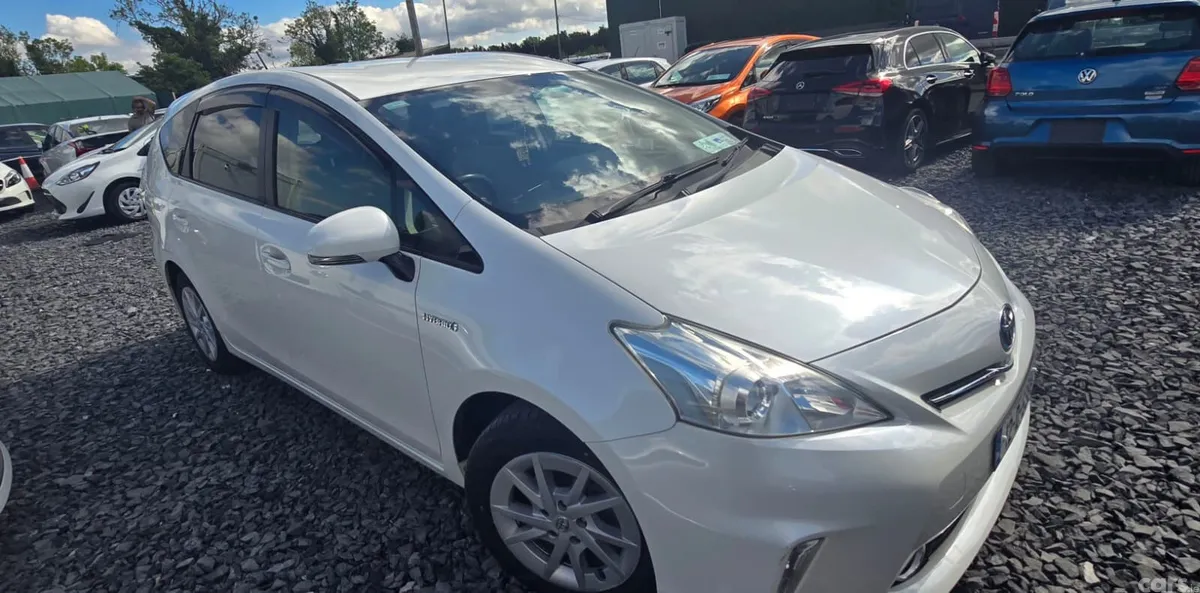 Toyota Prius Estate, Petrol Hybrid, 2012, White