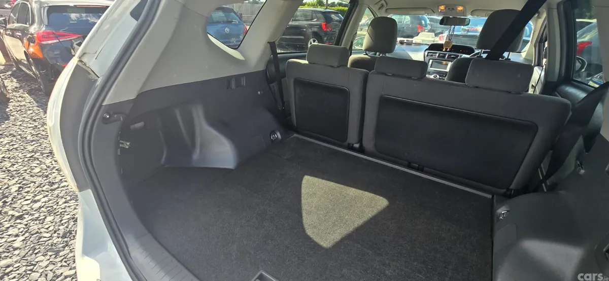 Toyota Prius Estate, Petrol Hybrid, 2012, White