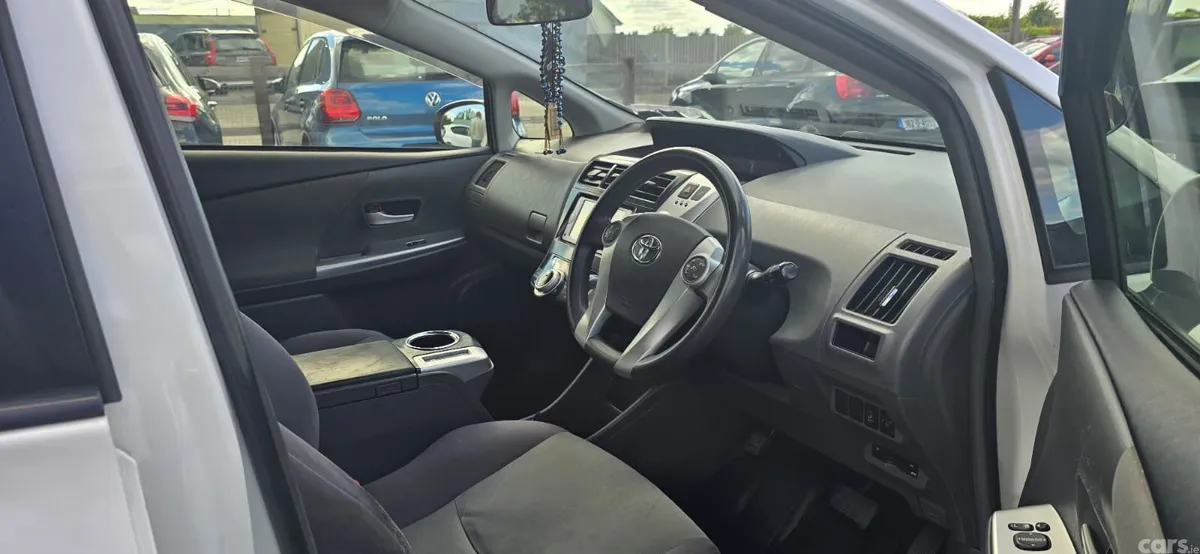 Toyota Prius Estate, Petrol Hybrid, 2012, White