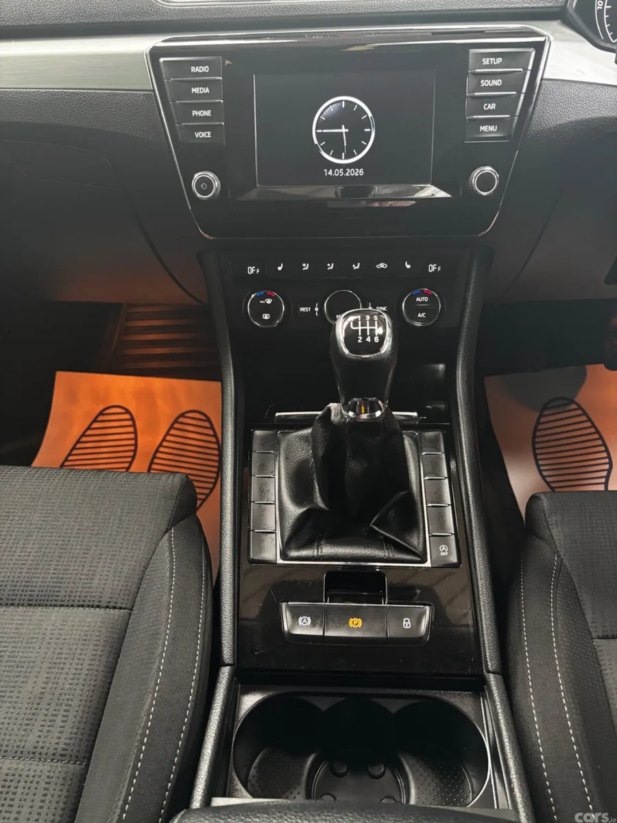 Skoda Superb Saloon, Diesel, 2016, Grey