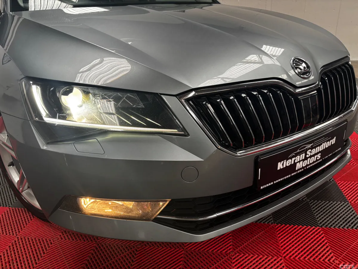 Skoda Superb Saloon, Diesel, 2016, Grey