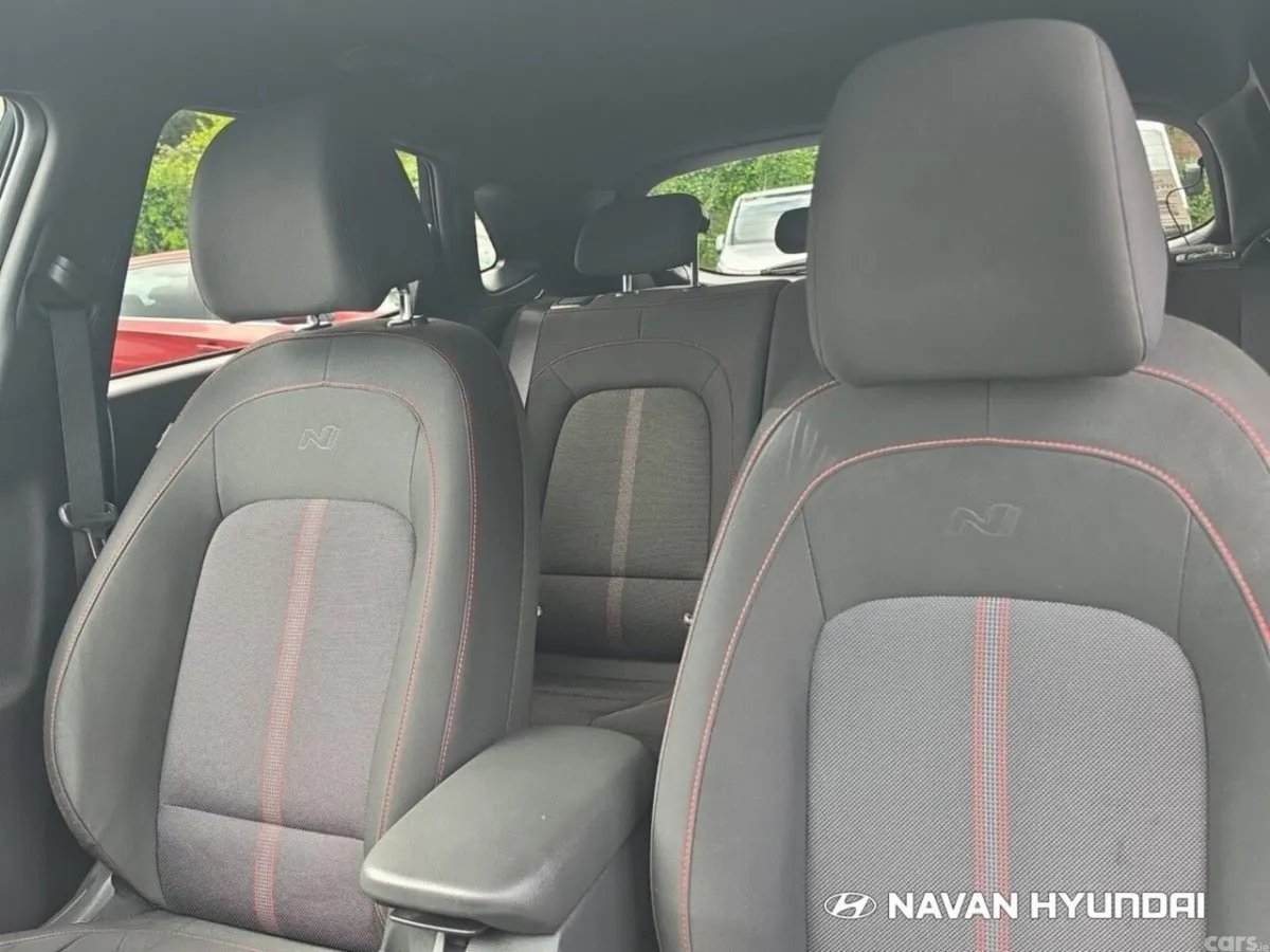 Hyundai KONA MPV, Petrol, 2022, Black