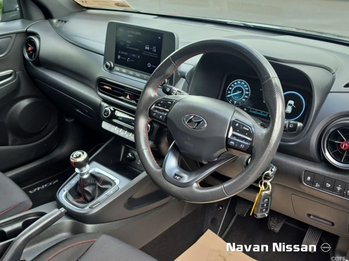 Hyundai KONA MPV, Petrol, 2022, Black