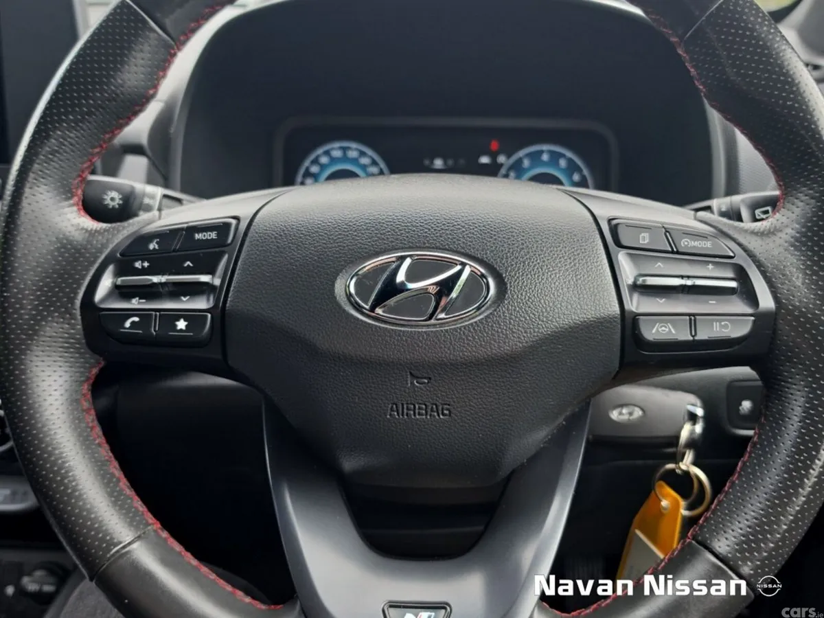 Hyundai KONA MPV, Petrol, 2022, Black