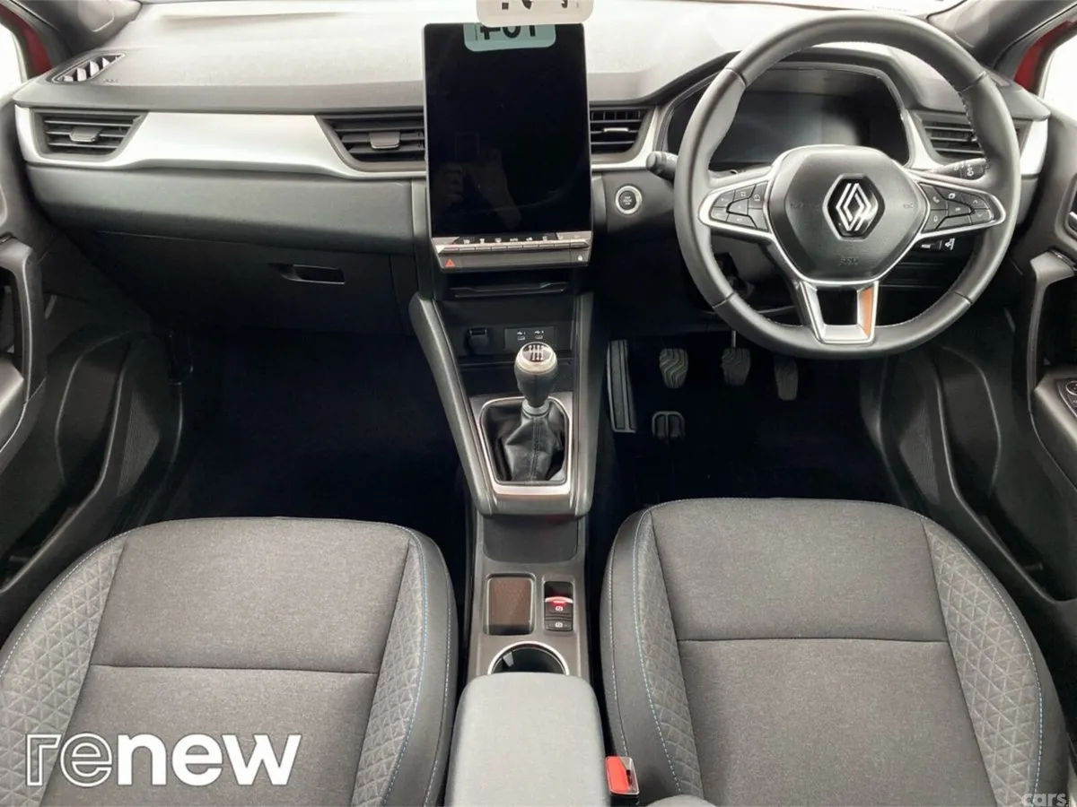 Renault Captur Hatchback, Petrol, 2025, Red