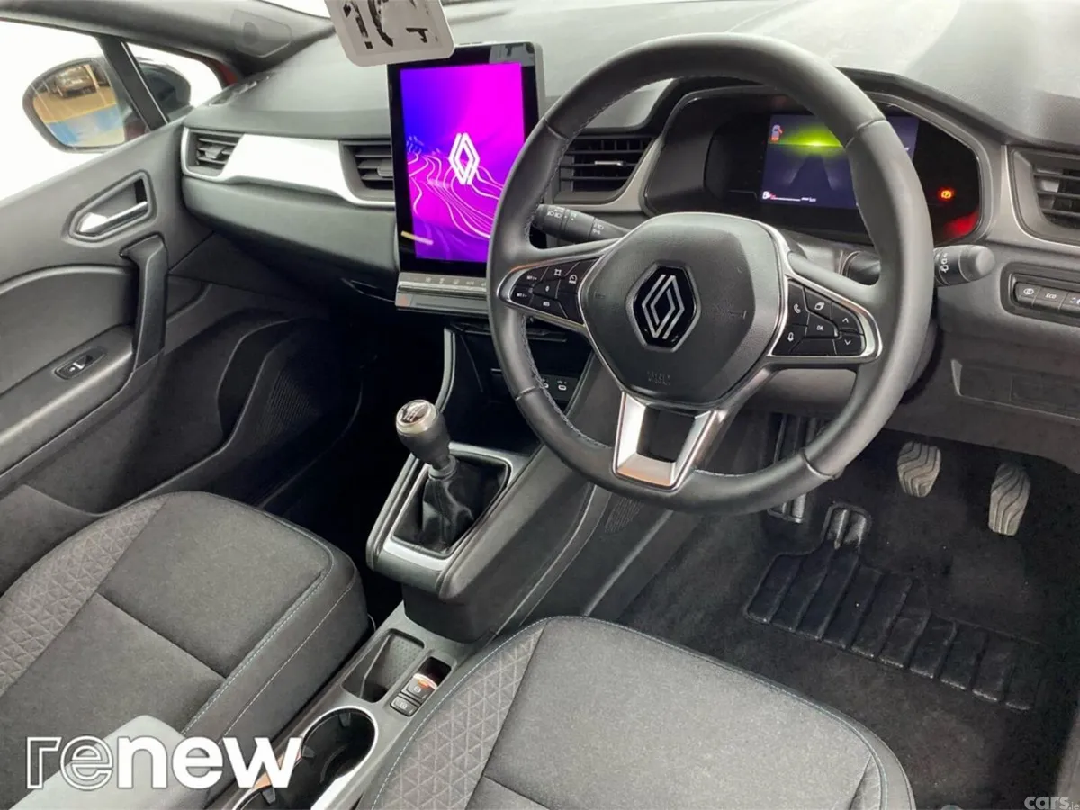 Renault Captur Hatchback, Petrol, 2025, Red