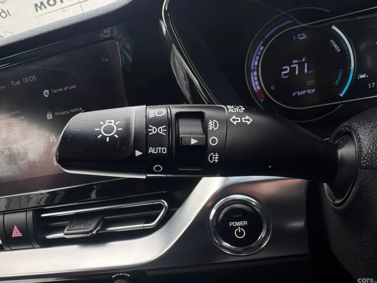 Kia e-Niro Estate/Jeep, Electric, 2021, White