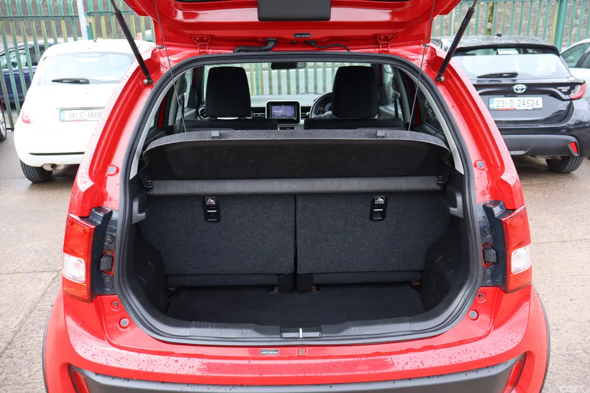 Suzuki Ignis Hatchback, Petrol, 2017, Red