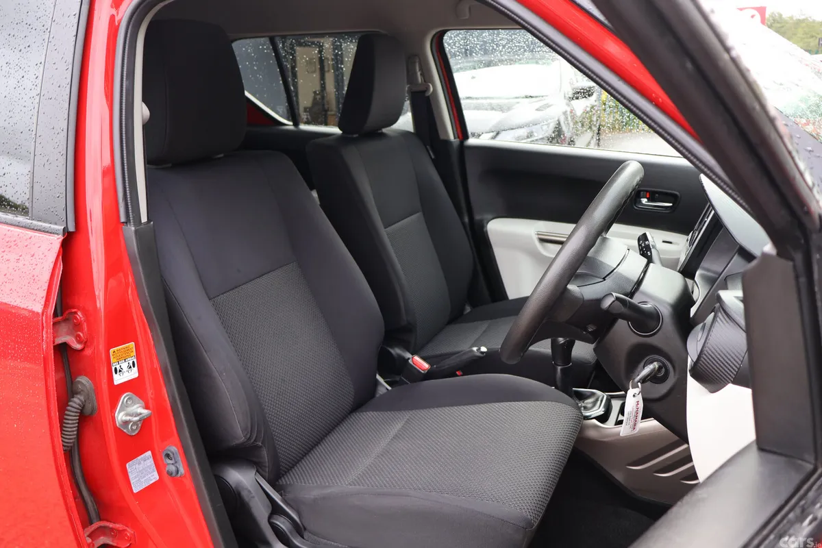 Suzuki Ignis Hatchback, Petrol, 2017, Red