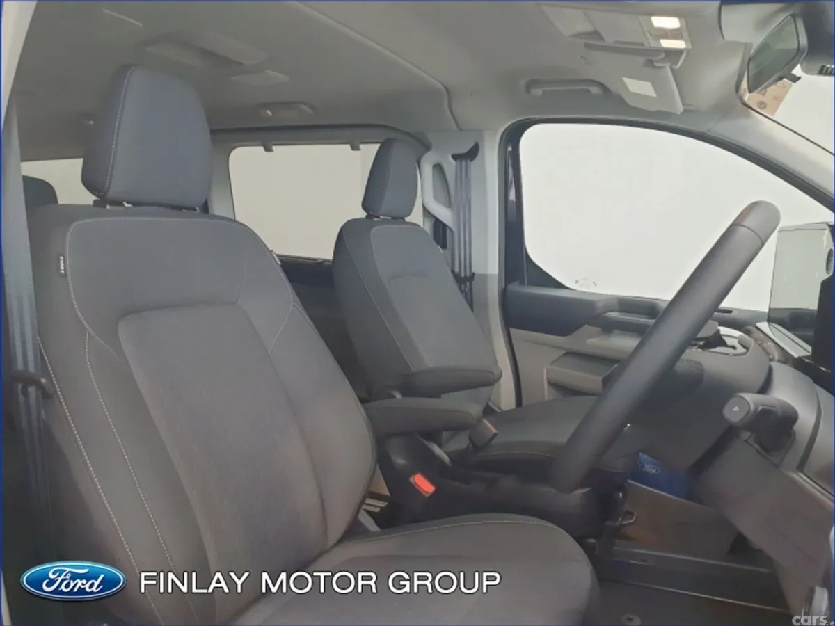 Ford Tourneo Custom MPV, Petrol Plug-in Hybrid, 2026, Black
