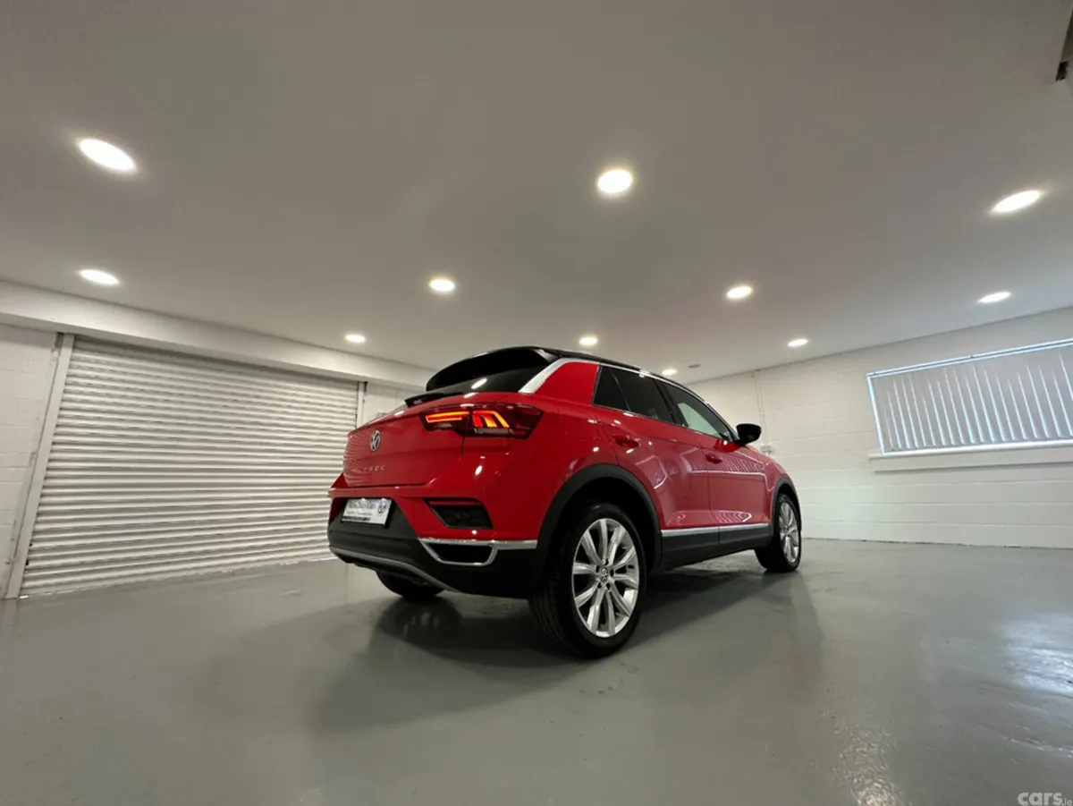 Volkswagen T-Roc SUV, Diesel, 2021, Red