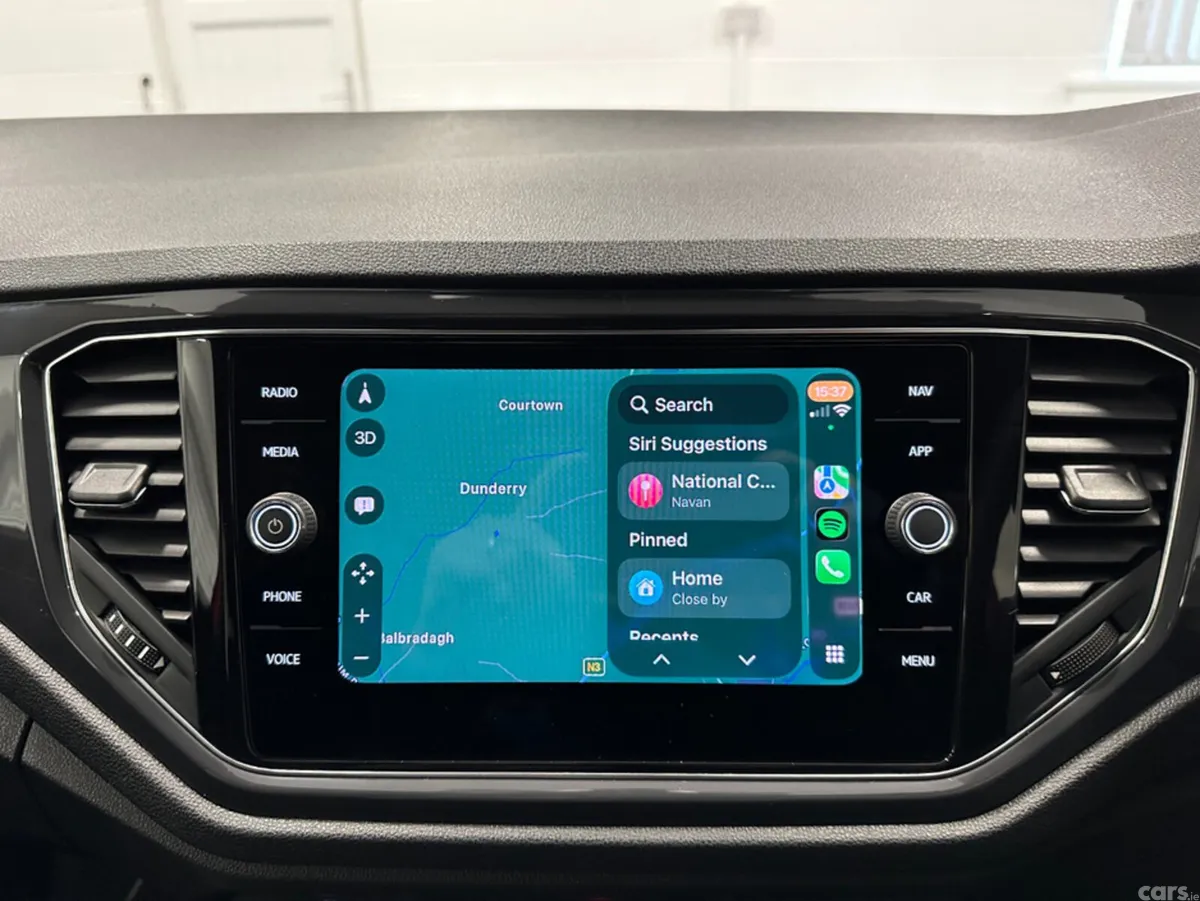 Volkswagen T-Roc SUV, Diesel, 2021, Red