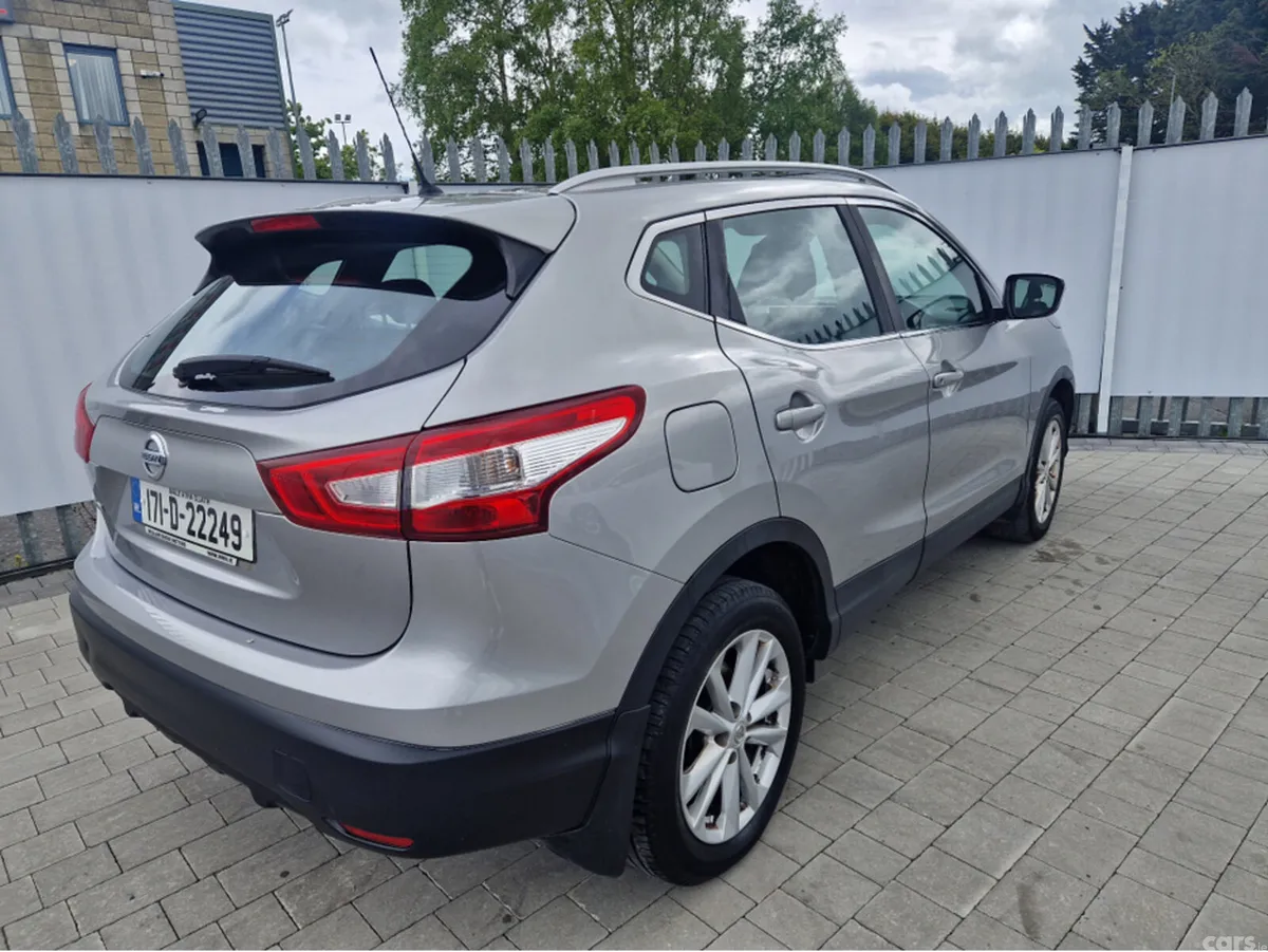 Nissan Qashqai MPV, Diesel, 2017, Grey