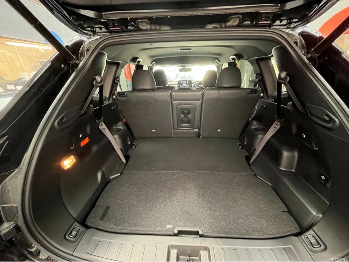 Mitsubishi Outlander SUV, Petrol Plug-in Hybrid, 2024, Black