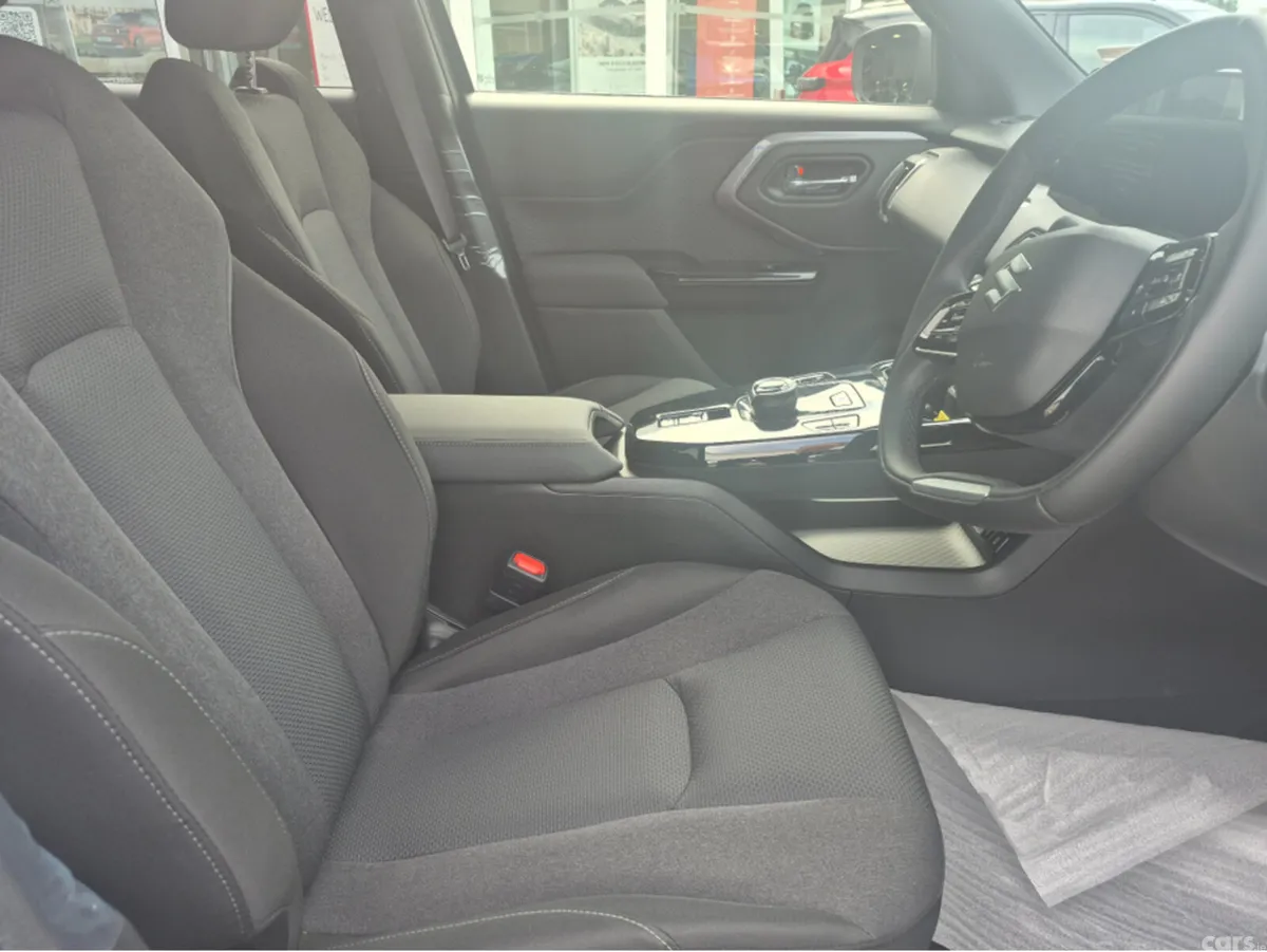 Suzuki Vitara SUV, Electric, 2026, Blue