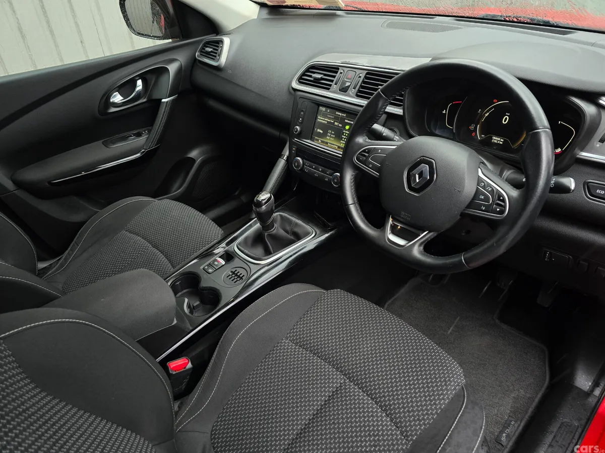 Renault Kadjar SUV, Diesel, 2016, Red