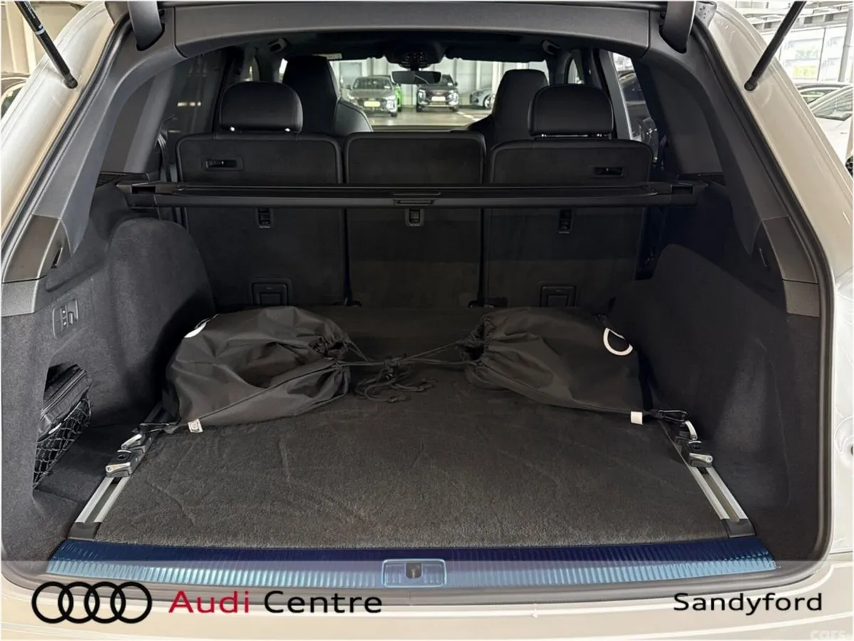 Audi Q7 SUV, Petrol Plug-in Hybrid, 2026, White