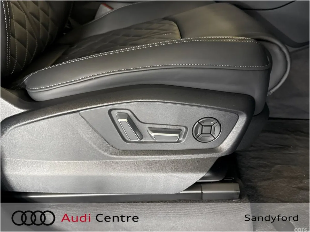 Audi Q7 SUV, Petrol Plug-in Hybrid, 2026, White