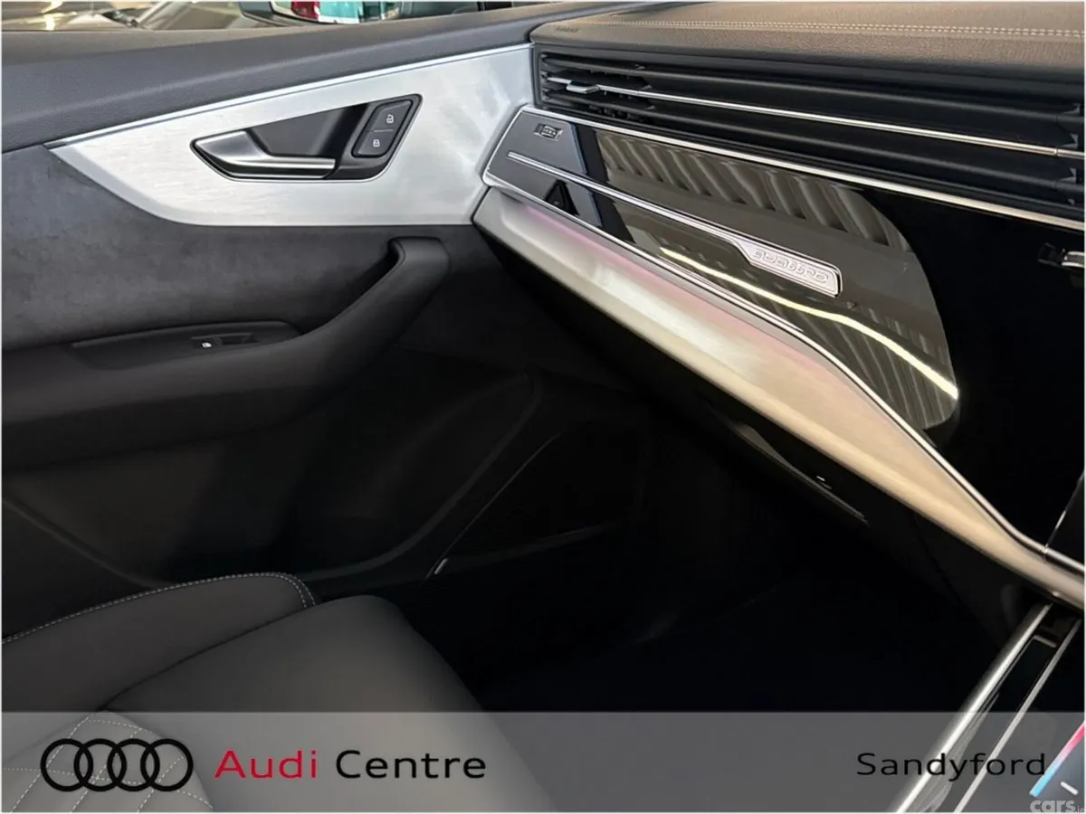 Audi Q7 SUV, Petrol Plug-in Hybrid, 2026, White