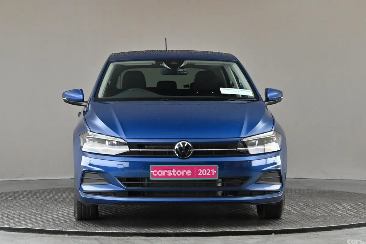 Volkswagen Polo Hatchback, Petrol, 2021, Blue