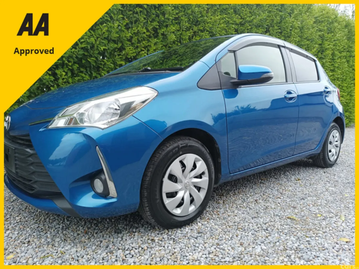 Toyota Yaris Hatchback, Petrol, 2018, Blue