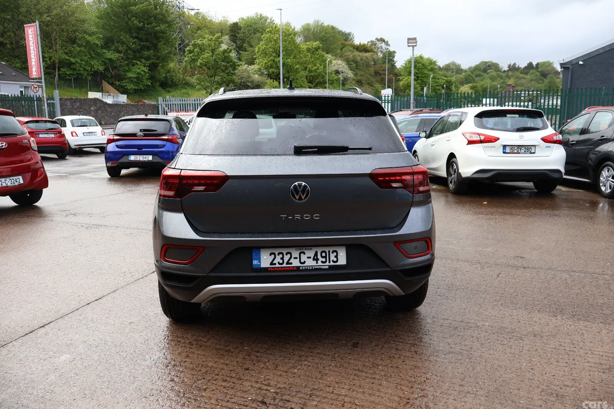 Volkswagen T-Roc SUV, Petrol, 2023, Grey