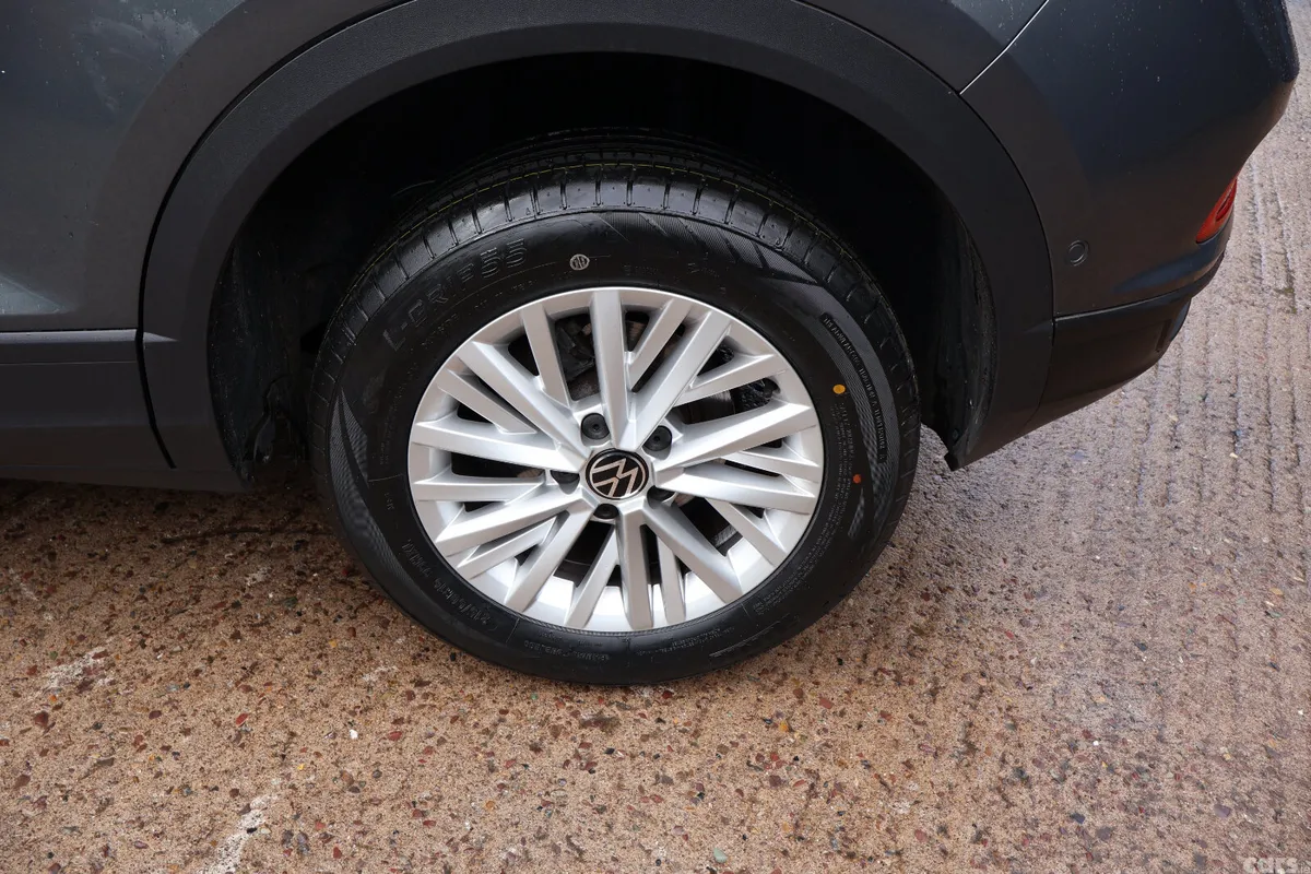 Volkswagen T-Roc SUV, Petrol, 2023, Grey