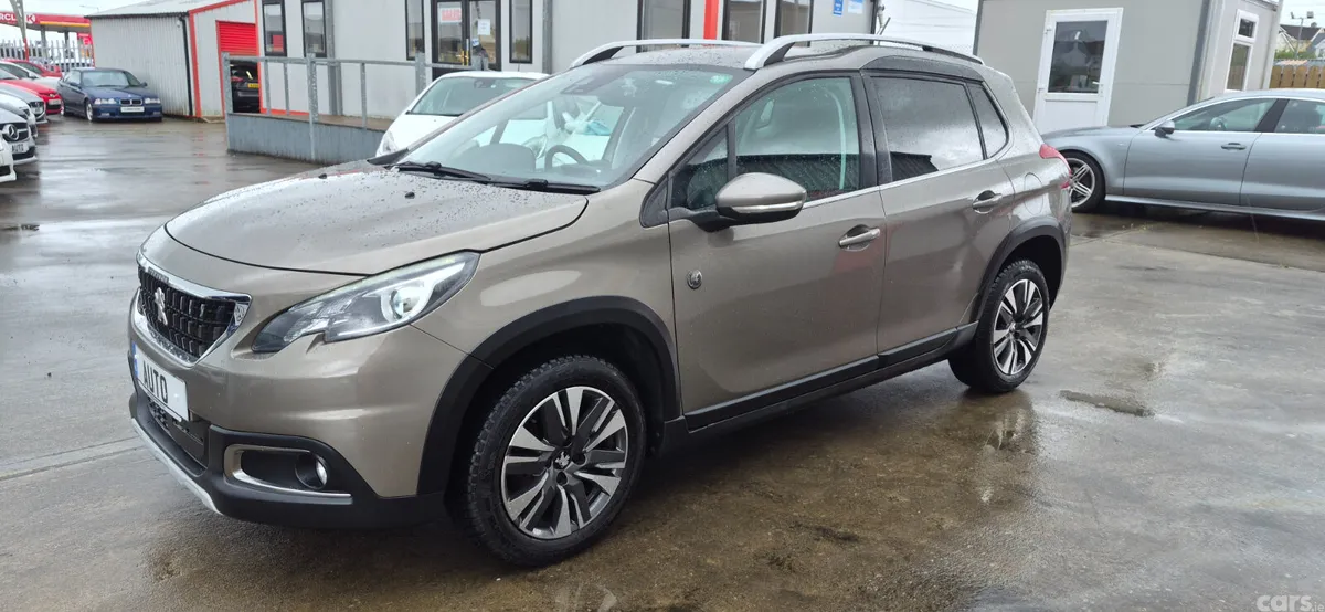 Peugeot 2008 MPV, Petrol, 2017, Grey