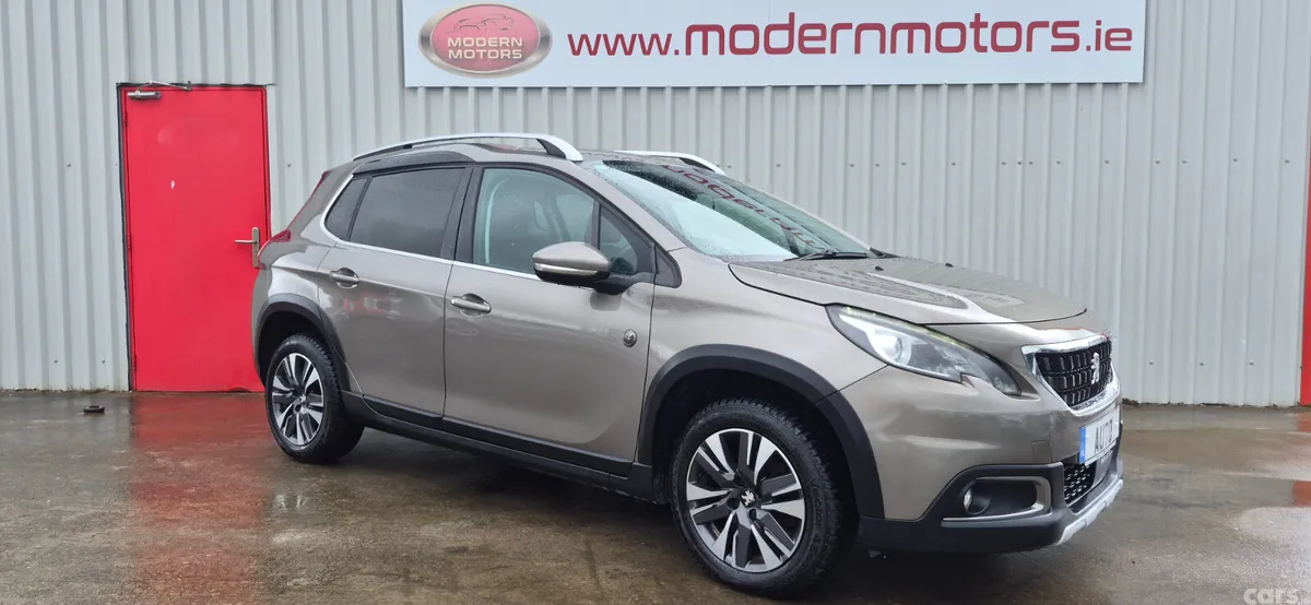 Peugeot 2008 MPV, Petrol, 2017, Grey