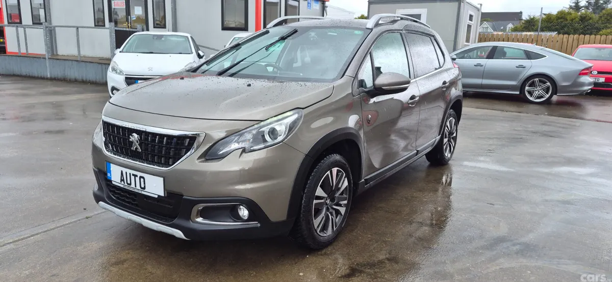 Peugeot 2008 MPV, Petrol, 2017, Grey