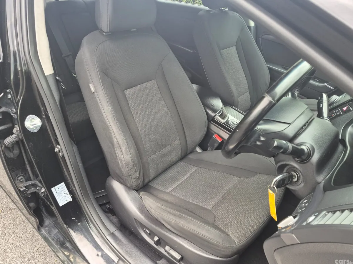 Hyundai i40 Saloon, Diesel, 2016, Black