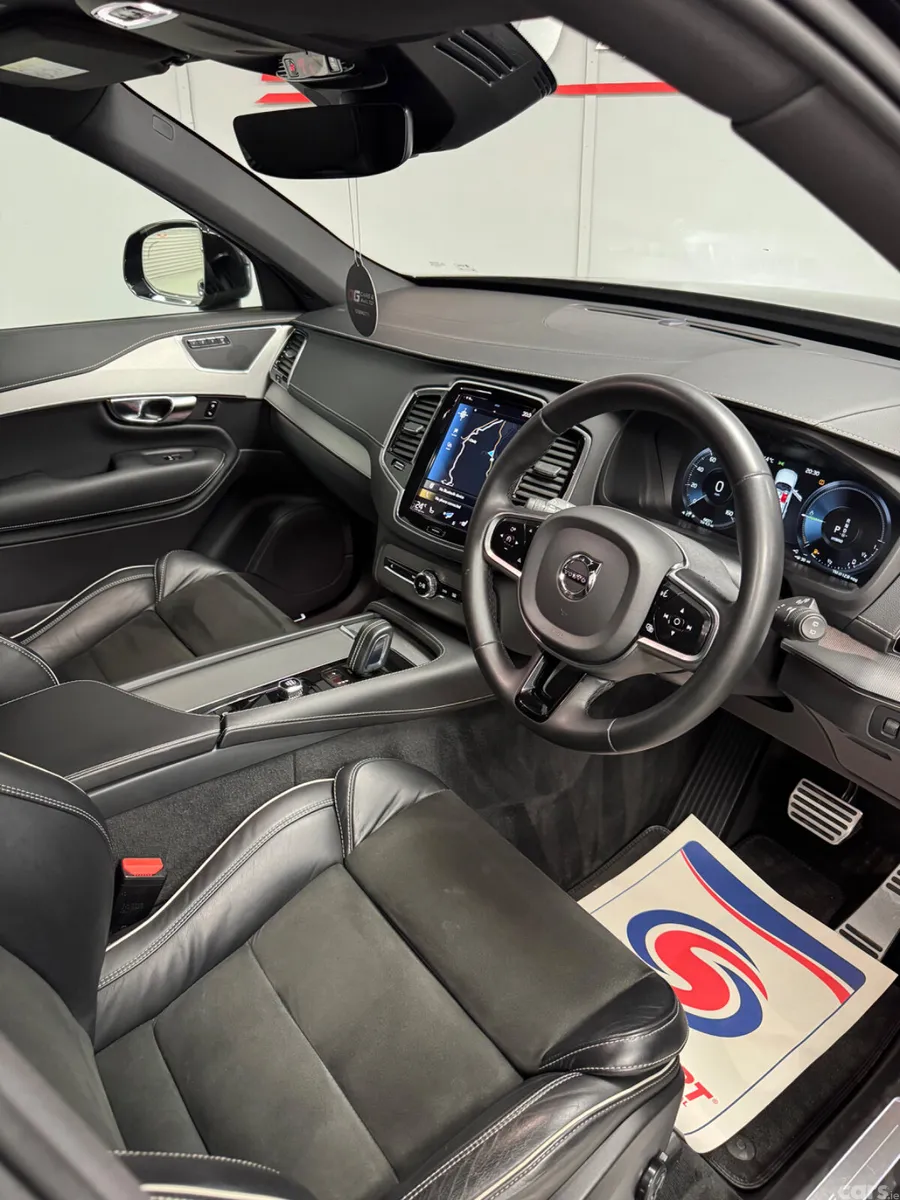 Volvo XC90 SUV, Petrol Hybrid, 2021, Black