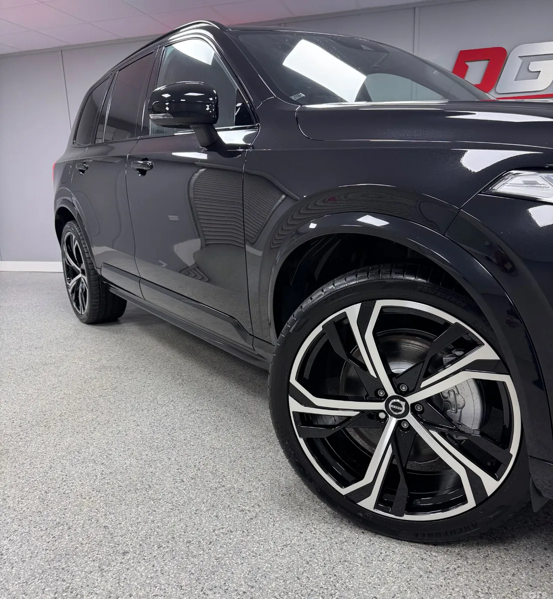 Volvo XC90 SUV, Petrol Hybrid, 2021, Black