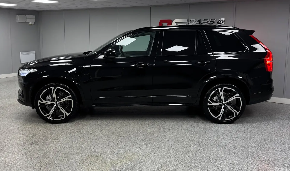 Volvo XC90 SUV, Petrol Hybrid, 2021, Black