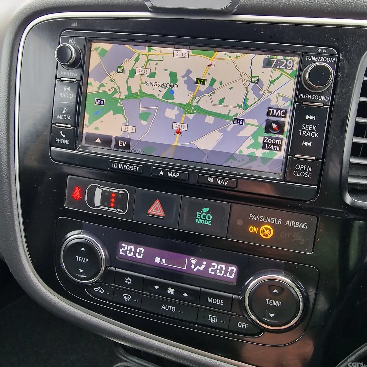 Mitsubishi Outlander SUV, Petrol Plug-in Hybrid, 2016, White