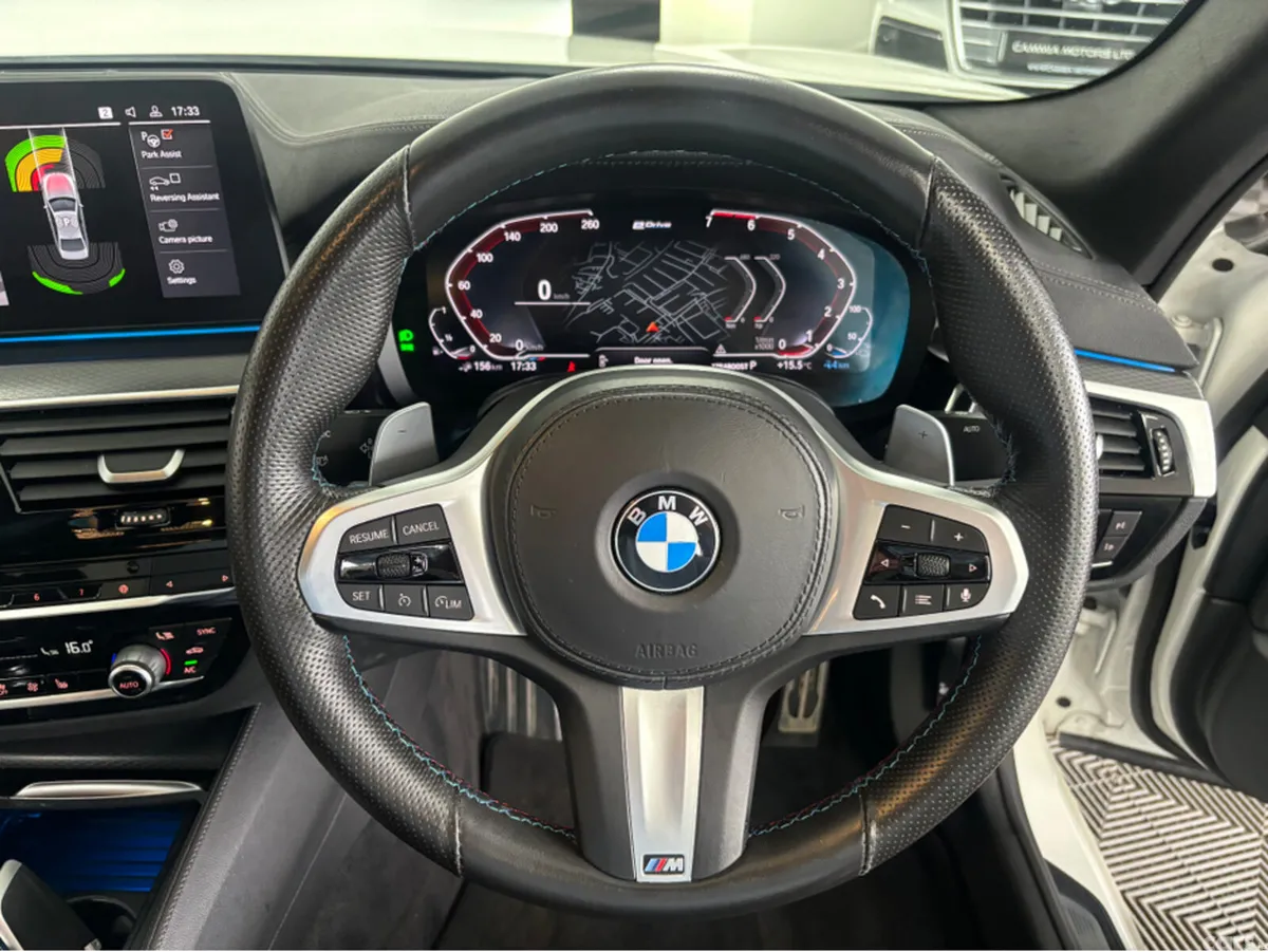 BMW 5-Series Saloon, Petrol Plug-in Hybrid, 2021, White
