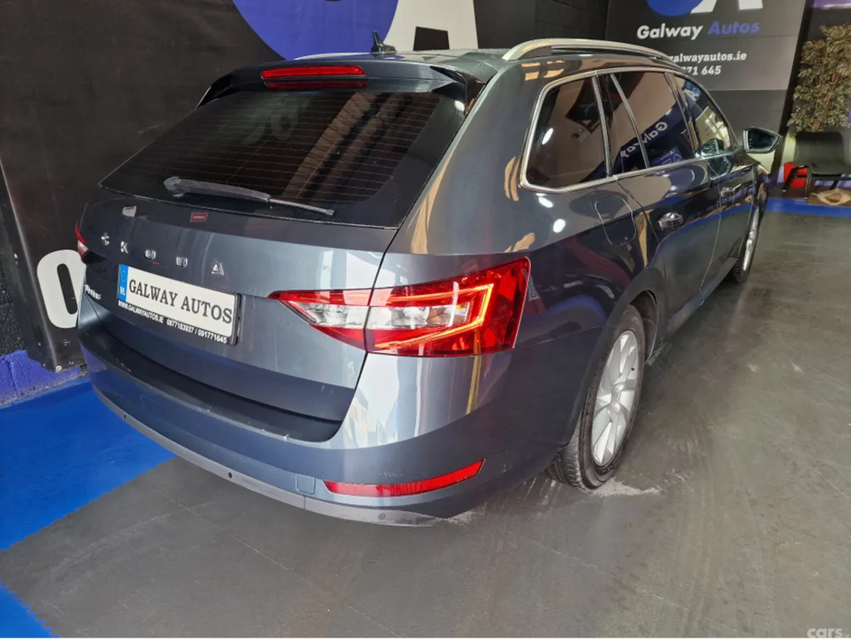 Skoda Superb Estate, Diesel, 2022, Grey