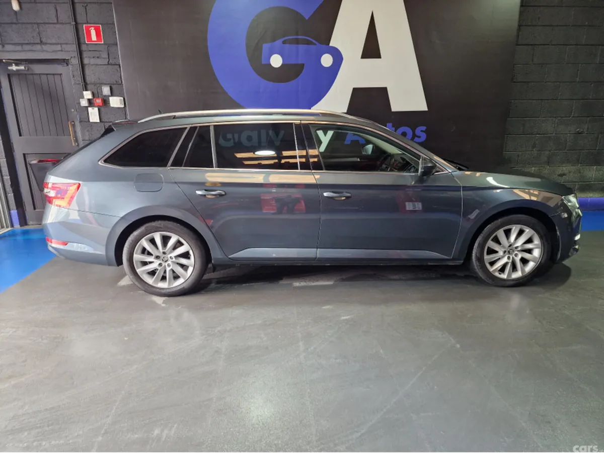 Skoda Superb Estate, Diesel, 2022, Grey