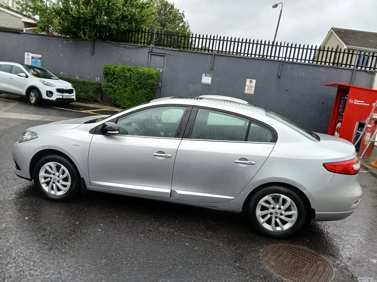 Renault Fluence Saloon, Diesel, 2015, Silver