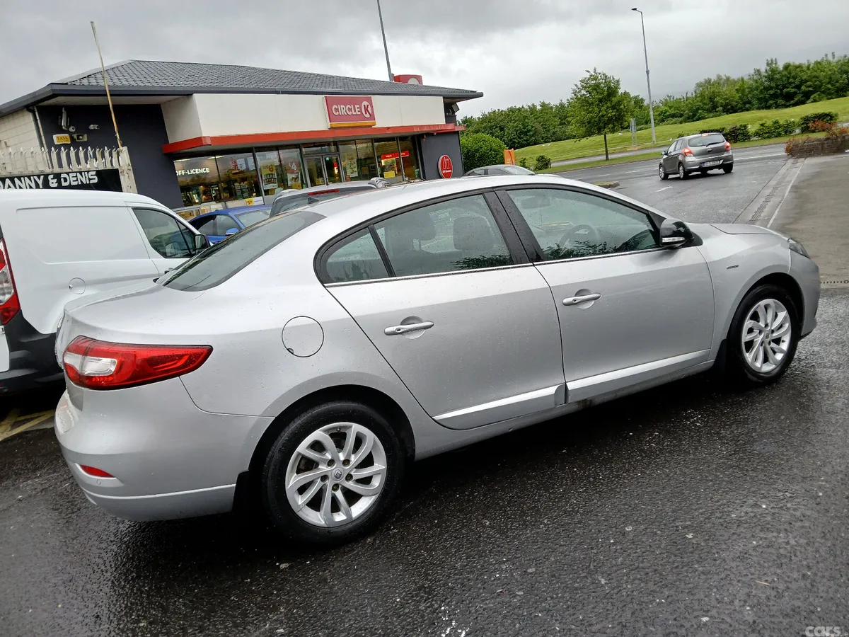 Renault Fluence Saloon, Diesel, 2015, Silver