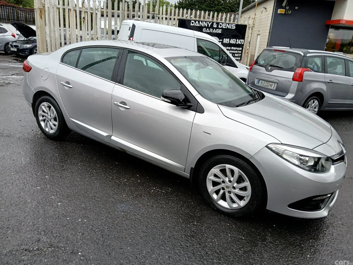 Renault Fluence Saloon, Diesel, 2015, Silver