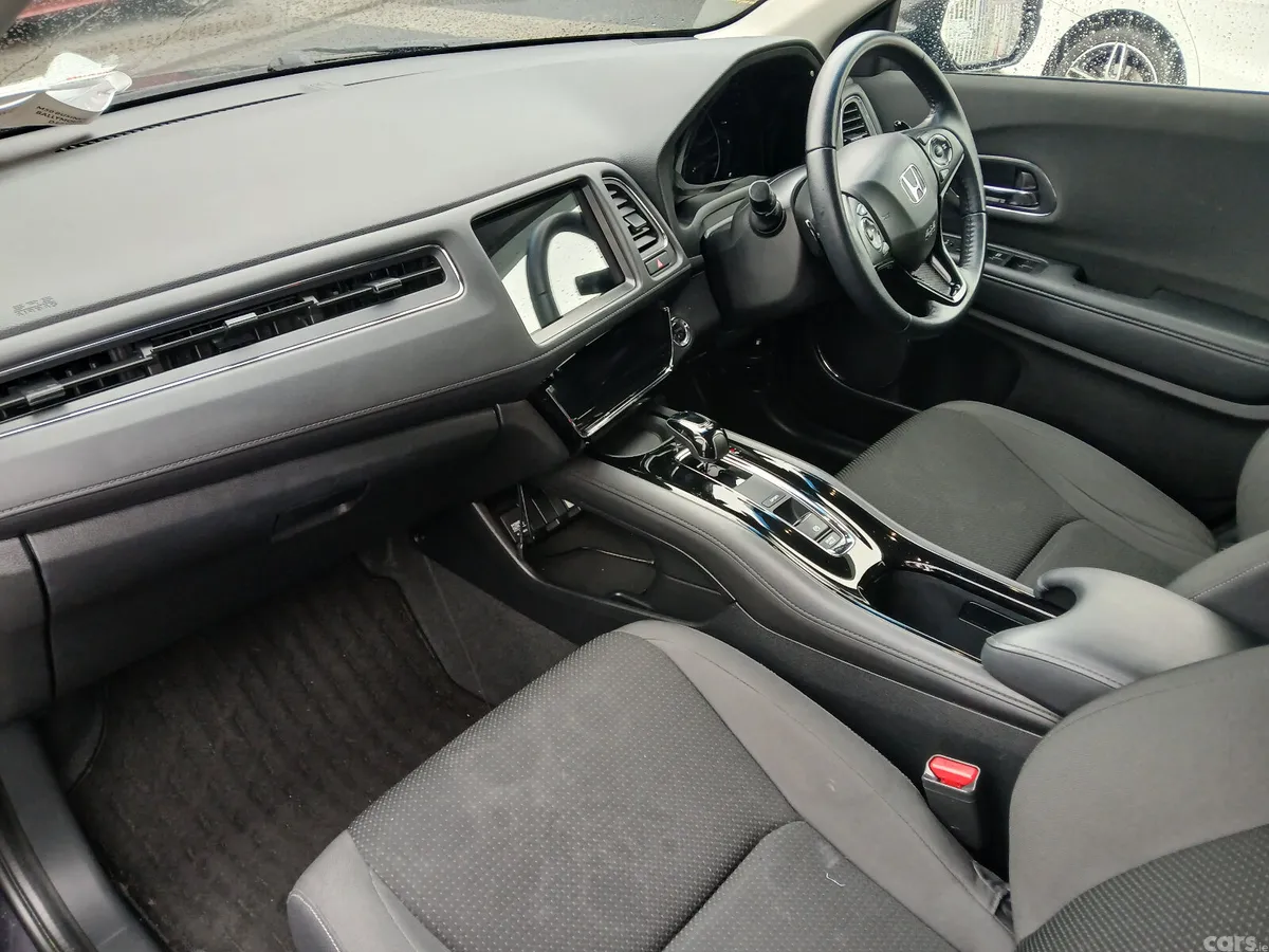 Honda Vezel MPV, Petrol Hybrid, 2020, Black